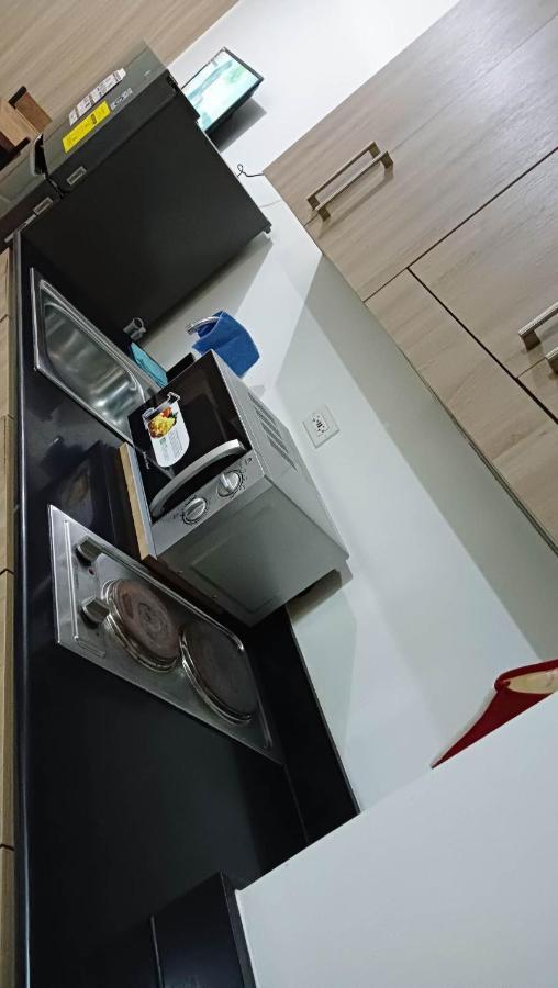Shore Residence D7 Near Mall Of Asia & Airport Маніла Екстер'єр фото